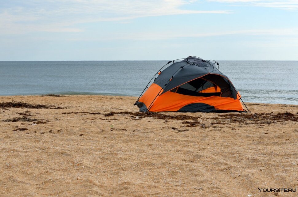 Море палатки