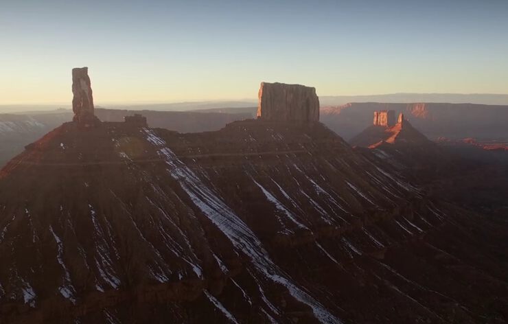 Америка над пропастью Америка над пропастью