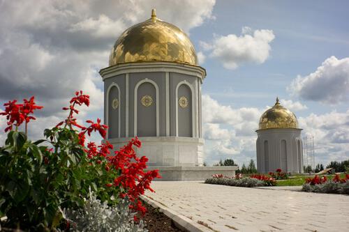 Приставы снесли три храма ведических ариев Приставы снесли три храма ведических ариев