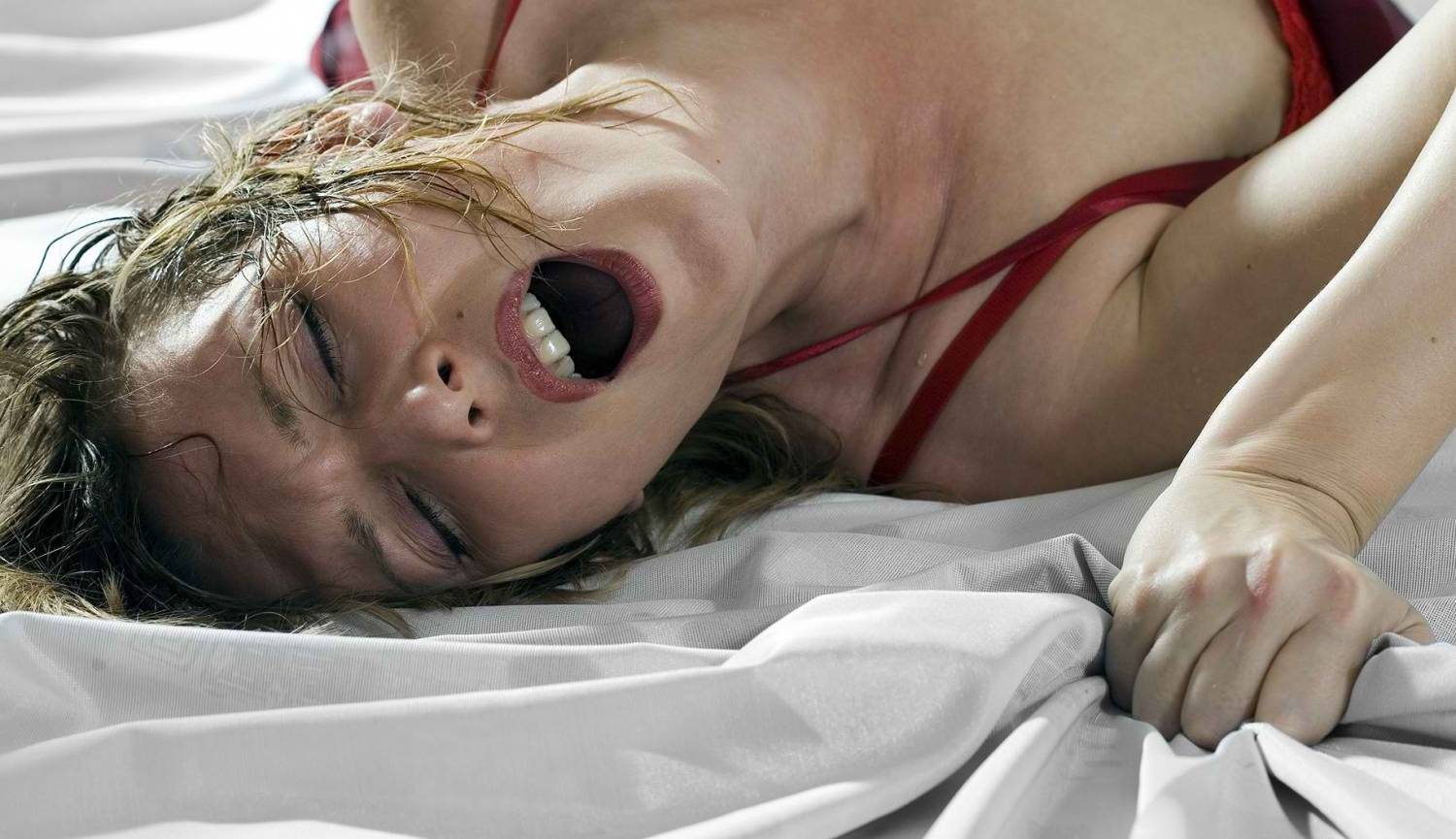Фотки женский оргазм