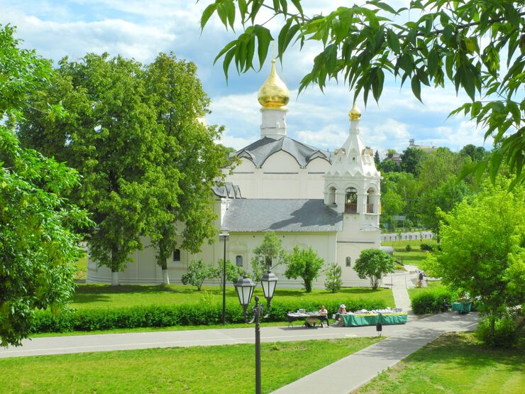 На маковце На маковце