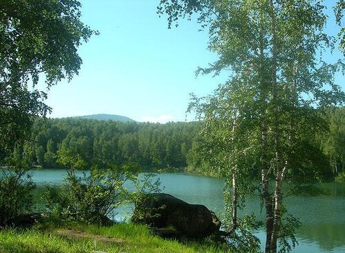 Тишина, покой, плещет волна Тишина, покой, плещет волна
