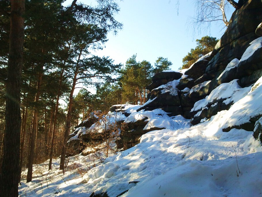 Фото про По заснеженным камушкам