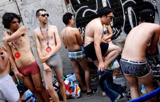 Картинки про Современная фрикификация общества