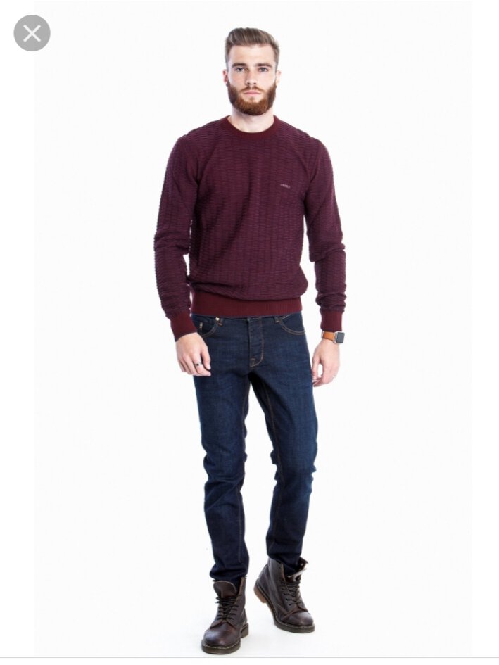 Подарить мужчине вязаный бордовый свитер