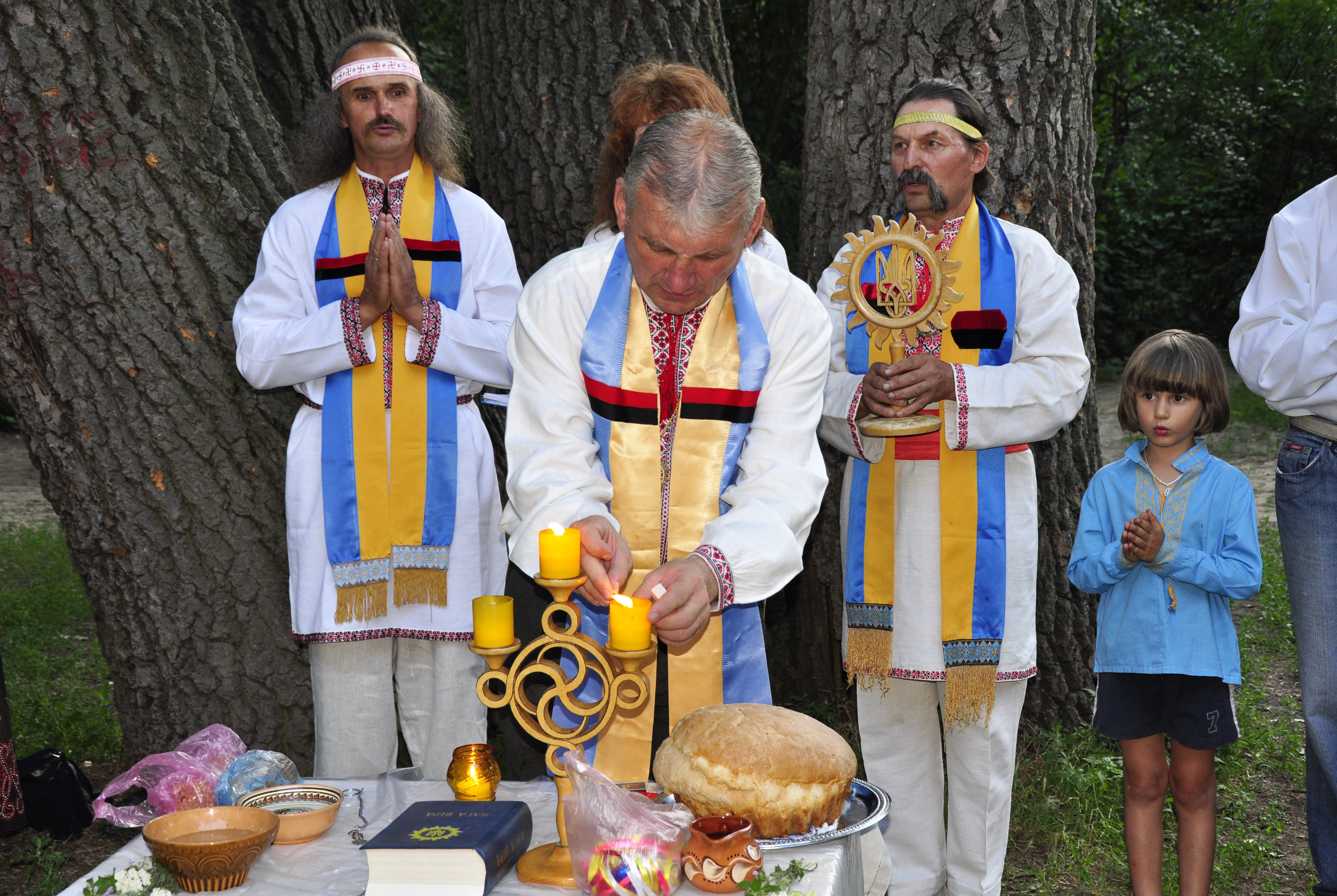 Есть родственники на украине. Украинцы язычники. Славянские секты. Современные язычники. Украинское неоязычество.