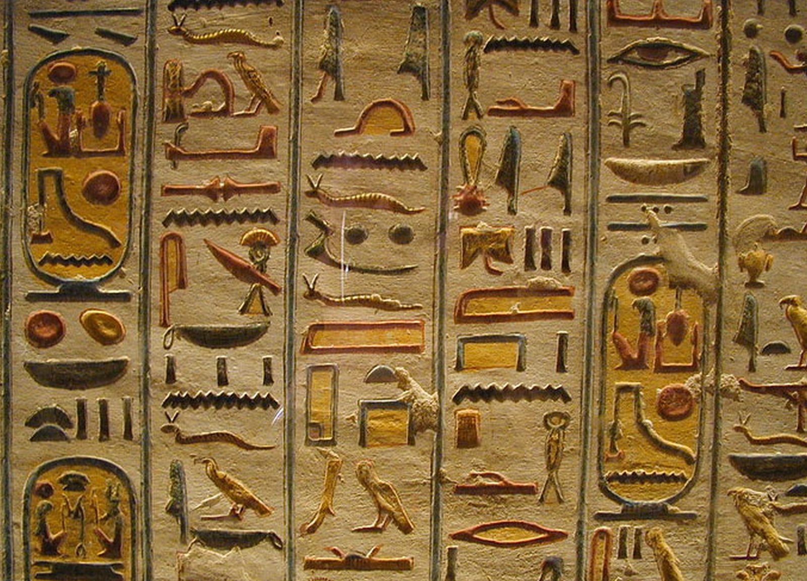 Письмо в древнем египте это. Письмена древнего Египта. Древняя Египетская клинопись. Клинопись в древнем Египте. Иероглифическая письменность древнего Египта.