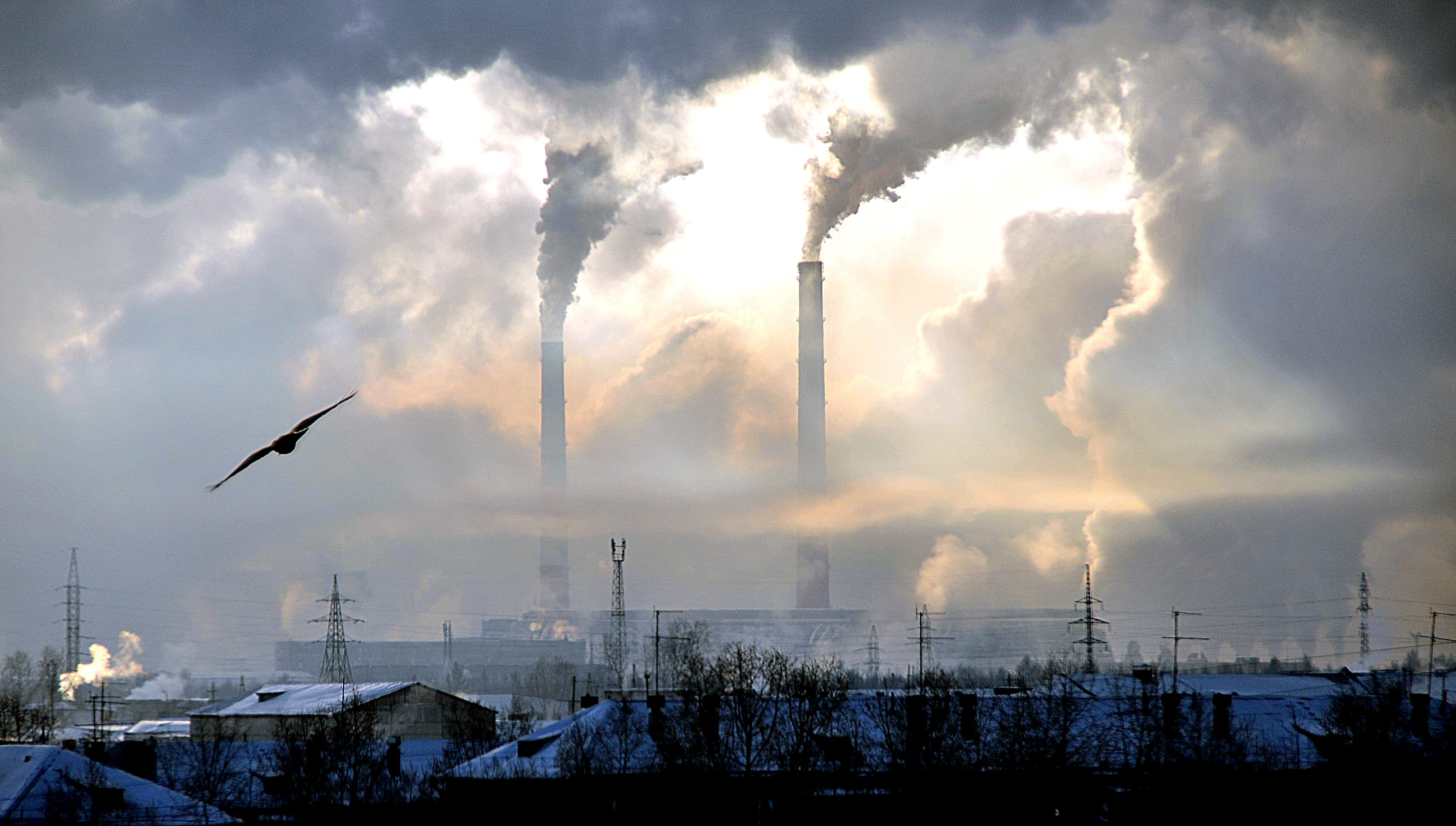 Экологическое состояние воздуха. Выбросы БЛПК В Братске. Загрязнение воздуха. Выбросы в атмосферу. Экология загрязнение воздуха.