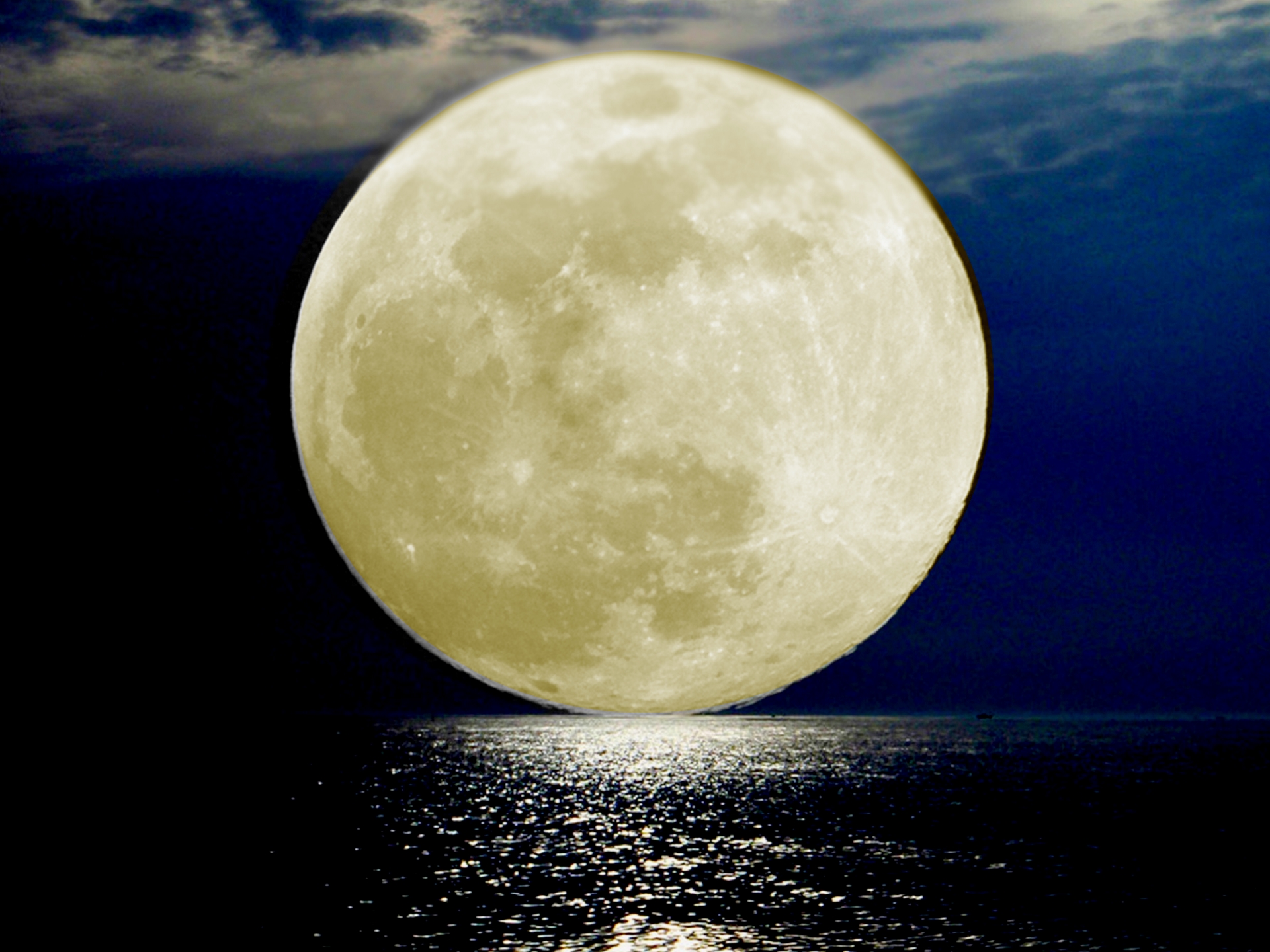 Красивая луна ответ. Луна. Красивая Луна. Огромная Луна. Полнолуние.