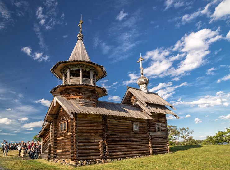 Кий остров домики