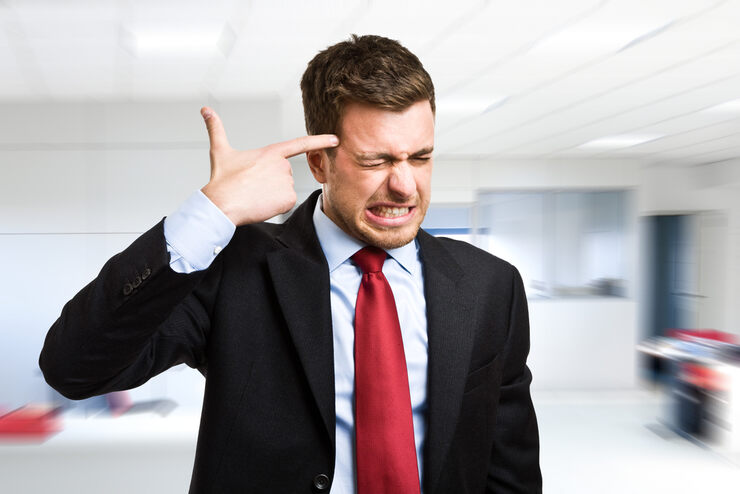 Порча на работу: как определить и как избавиться