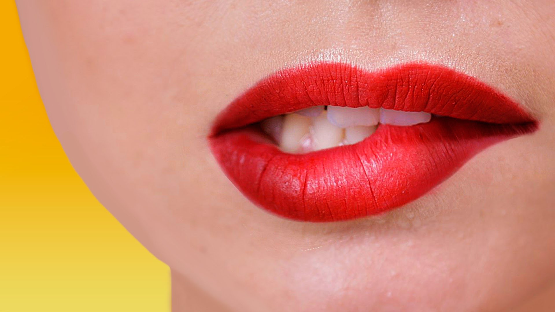 Guby. Фото губ. Красивый макияж губ. Пухлые губы.