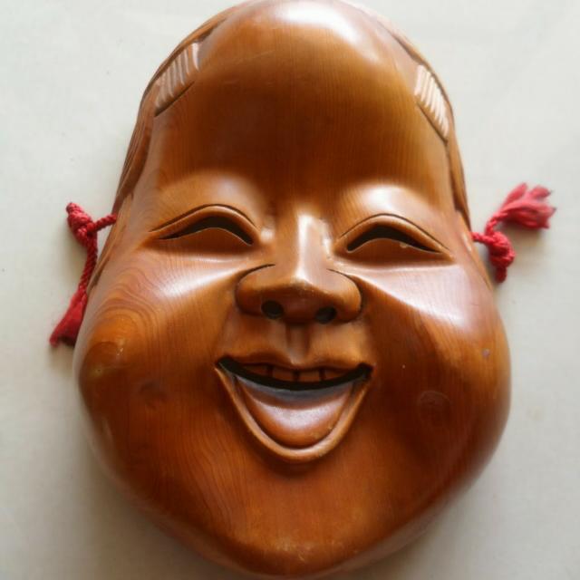 В душе затеялась игра...