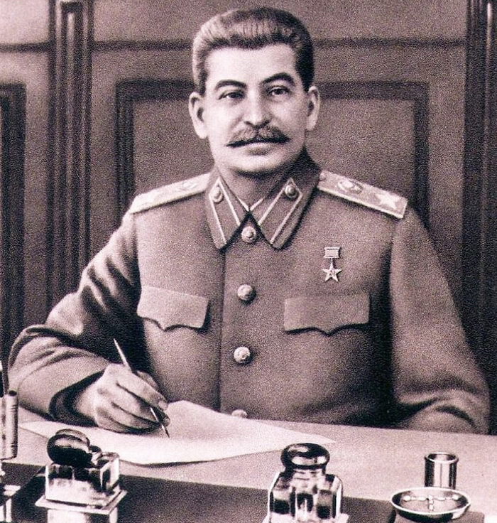 21 декабря годовщина рождения И. В. Сталина