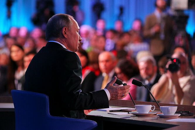 Журналисты задавали вопросы Путину