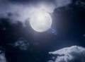 Красавица луна